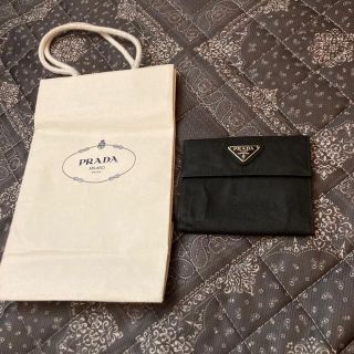 プラダ(PRADA)の大人気 PRADA プラダ 三つ折り財布 ナイロン レザー 三角ロゴ ブラック黒(財布)