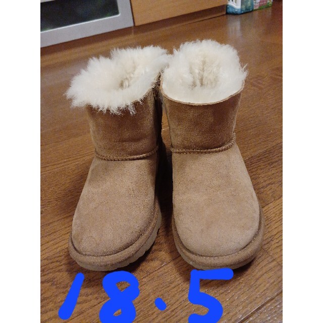 UGG(アグ)のキッズ、UGG、ブーツ、18.5 キッズ/ベビー/マタニティのベビー靴/シューズ(~14cm)(ブーツ)の商品写真