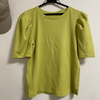 ジーユー(GU)のライムグリーン　Tシャツ(Tシャツ(半袖/袖なし))