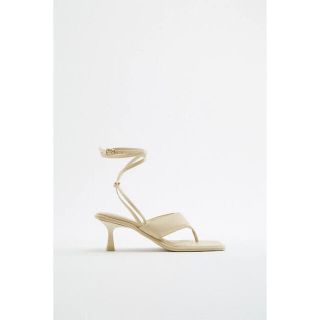 ザラ(ZARA)のvintage Zara lace up  heeled sandals (サンダル)