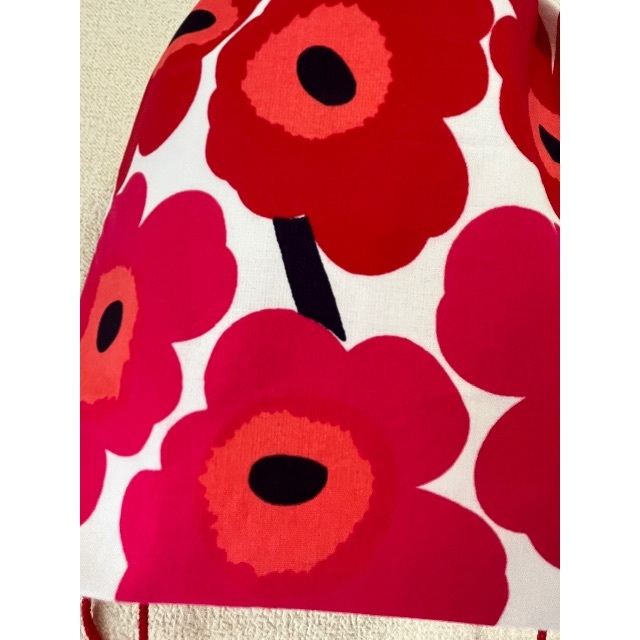 marimekko(マリメッコ)の❤️新品未使用❤️可愛いです♪人気♪マリメッコトート肩がけ巾着バッグハンドメイド レディースのバッグ(トートバッグ)の商品写真