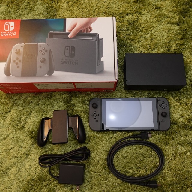 Nintendo Switch JOY-CON グレー 本体  HAC-S-KA エンタメ/ホビーのゲームソフト/ゲーム機本体(家庭用ゲーム機本体)の商品写真