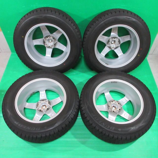 美品 ハリアー 225/65R17 2020年バリ山スタッドレス RAV4