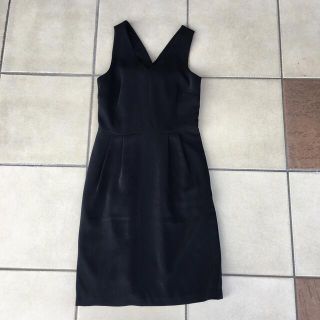 新品タグ 未着 BANANA REPUBLIC バックリボンvネックワンピース