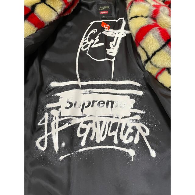 Supreme(シュプリーム)の国内MSupreme Gaultier Double Faux Fur Coat メンズのジャケット/アウター(その他)の商品写真