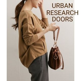 アーバンリサーチドアーズ(URBAN RESEARCH DOORS)のアーバンリサーチ ドアーズ　コットンバックタックプルオーバー(カットソー(長袖/七分))