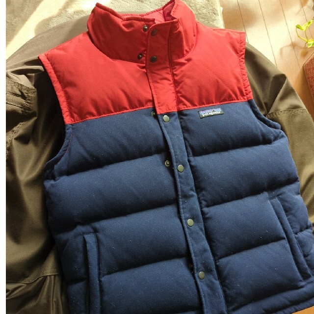 patagonia(パタゴニア)のパタゴニア/patagonia ダウンベスト Sサイズ メンズのジャケット/アウター(ダウンベスト)の商品写真