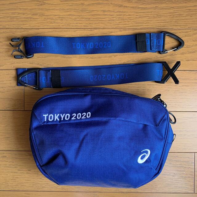 asics(アシックス)のアシックス　ボディバッグ　オリンピック東京2020 青 スポーツ/アウトドアのスポーツ/アウトドア その他(その他)の商品写真