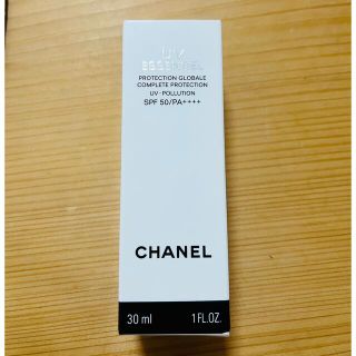 シャネル(CHANEL)の【CHANEL】UV エサンシエル コンプリート日焼け止め(日焼け止め/サンオイル)