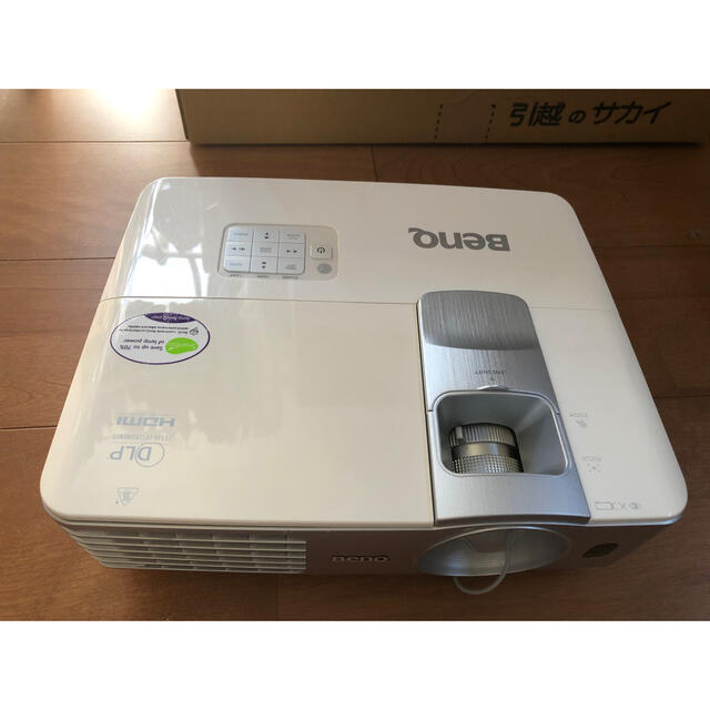 BenQ DLP フルHDホームプロジェクター W1070