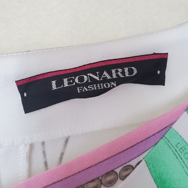 美品【最終値下げ】レオナール 総柄ワンピース LEONARD 2