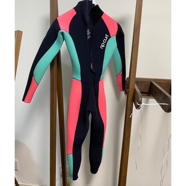 Roxy(ロキシー)の美品リップカールウエットスーツレディース スポーツ/アウトドアのスポーツ/アウトドア その他(サーフィン)の商品写真