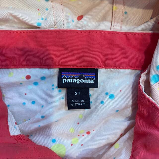 patagonia(パタゴニア)のパタゴニア　キッズ　2T パーカー キッズ/ベビー/マタニティのキッズ服女の子用(90cm~)(ジャケット/上着)の商品写真