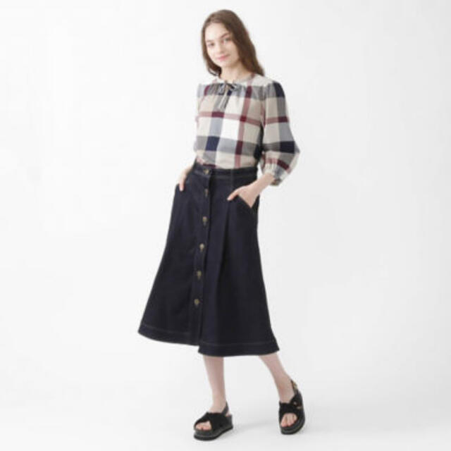 ブルーレーベル・クレストブリッジ ツイルサロペットスカート👗✨