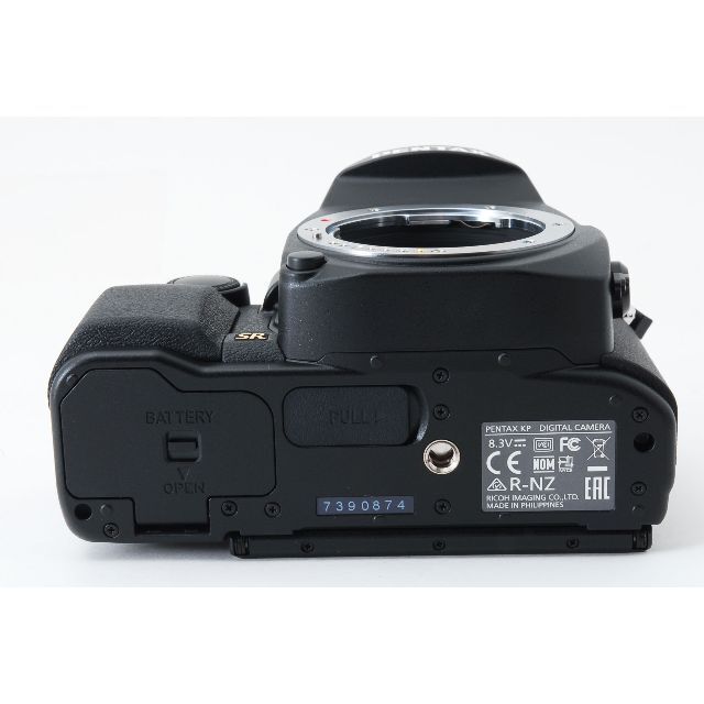 【ほぼ新品】ペンタックス PENTAX KP 《ショット数わずか9回》