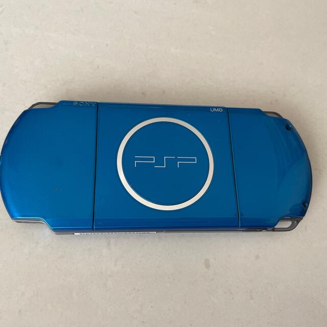 PlayStation Portable(プレイステーションポータブル)のPSP3000  ブルー　ジャンク エンタメ/ホビーのゲームソフト/ゲーム機本体(携帯用ゲーム機本体)の商品写真