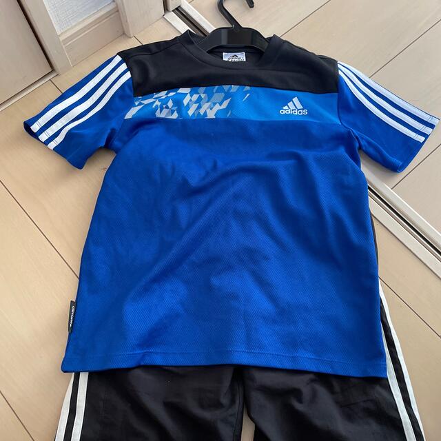 adidas(アディダス)の140cm adidas 半袖プラクティスシャツ　ハーフパンツセットused スポーツ/アウトドアのサッカー/フットサル(ウェア)の商品写真