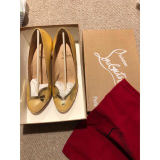 クリスチャンルブタン(Christian Louboutin)のクリスチャンルブタンラブLOVEパンプスベージュ(ハイヒール/パンプス)