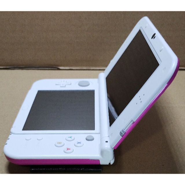 任天堂(ニンテンドウ)のにっくん様専用 【中古良品】 New 3DS LL ピンク × ホワイト エンタメ/ホビーのゲームソフト/ゲーム機本体(携帯用ゲーム機本体)の商品写真