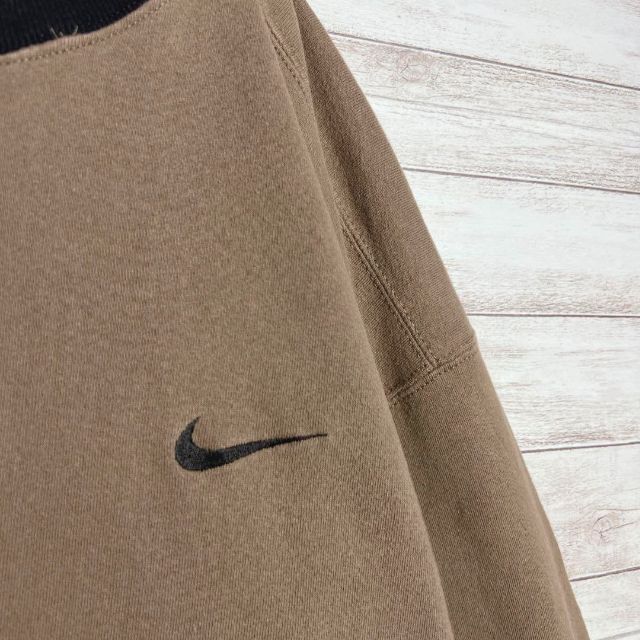 NIKE - 【USA製!!】ナイキ ✈︎刺繍 ワンポイント ゆるだぼ 白タグ 裏 ...