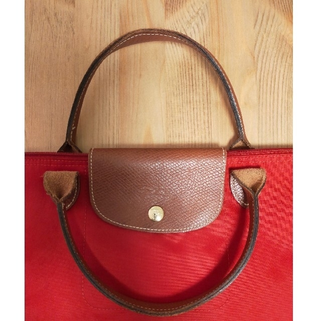 LONGCHAMP(ロンシャン)のロンシャンLONGCHAMPハンドバッグ赤 レディースのバッグ(ハンドバッグ)の商品写真