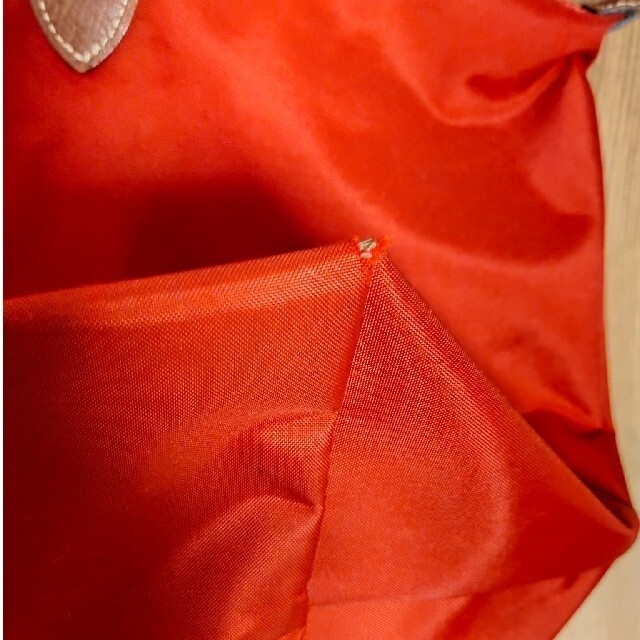 LONGCHAMP(ロンシャン)のロンシャンLONGCHAMPハンドバッグ赤 レディースのバッグ(ハンドバッグ)の商品写真