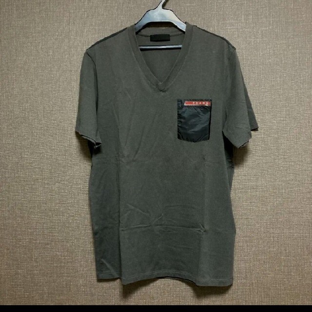 PRADA(プラダ)のメンズTシャツ　PRADA     メンズのトップス(Tシャツ/カットソー(半袖/袖なし))の商品写真