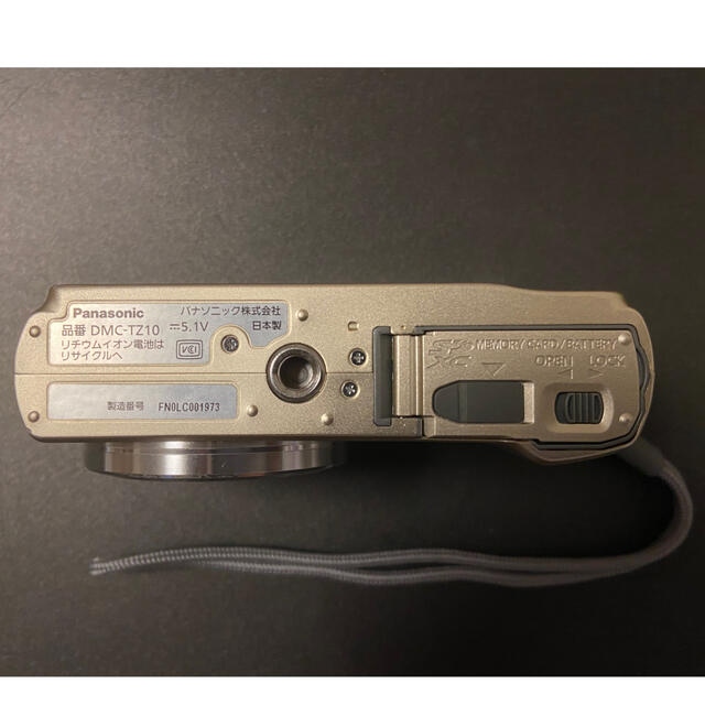 Panasonic(パナソニック)のLUMIX DMC-TZ10 デジタルカメラ ゴールド スマホ/家電/カメラのカメラ(コンパクトデジタルカメラ)の商品写真