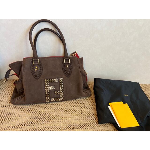 FENDI フェンディ　牛革バッグ