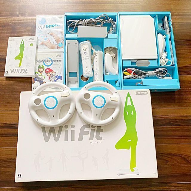 wii 本体　wii fit マリオカート wiiスポーツ ハンドル