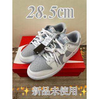 ナイキ(NIKE)のNIKE DUNK LOW RETRO  Grey and White(スニーカー)