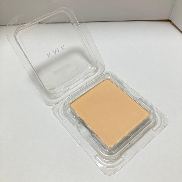 RMK(アールエムケー)のニコ様専用【残量8割程】RMK 101 エアリーパウダーファンデ＜レフィル＞ コスメ/美容のベースメイク/化粧品(ファンデーション)の商品写真