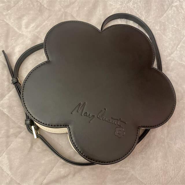 MARY QUANT(マリークワント)の今週限定値下🍒 マリークワント MARY QUANT デイジー バッグ レディースのバッグ(ショルダーバッグ)の商品写真