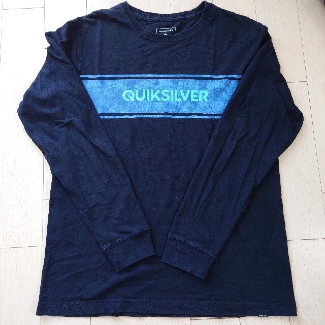 QUIKSILVER(クイックシルバー)の【QUIKSILVER】ロンＴ　カットソー　長袖 メンズのトップス(Tシャツ/カットソー(七分/長袖))の商品写真