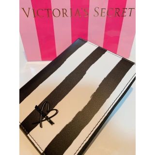 ヴィクトリアズシークレット(Victoria's Secret)のVICTORIA'S SECRETパスケース(パスケース/IDカードホルダー)