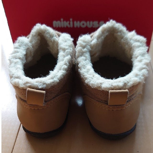 mikihouse(ミキハウス)のミキハウス　ブーツ　冬靴　ベージュ キッズ/ベビー/マタニティのベビー靴/シューズ(~14cm)(ブーツ)の商品写真