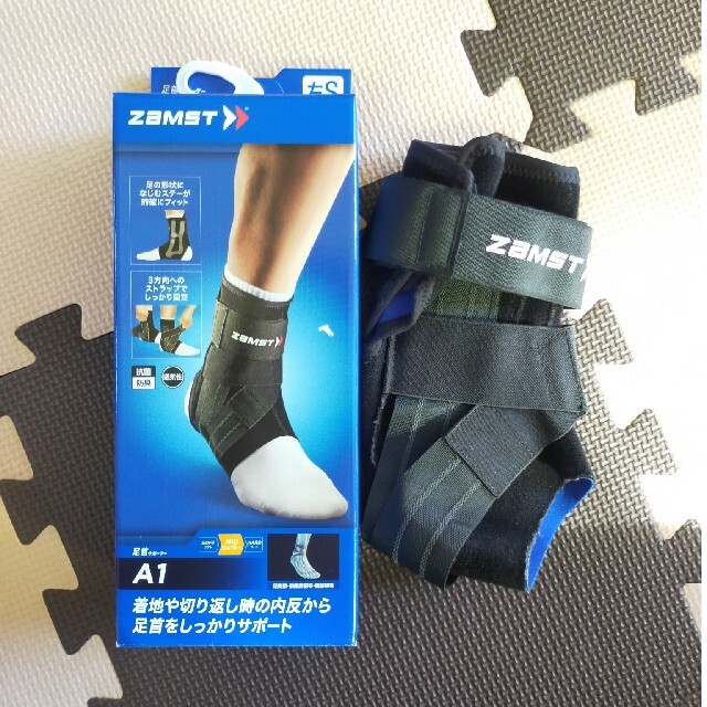 ZAMST(ザムスト)のZAMST　右Ｓ　ジュニアサイズ スポーツ/アウトドアのスポーツ/アウトドア その他(バスケットボール)の商品写真