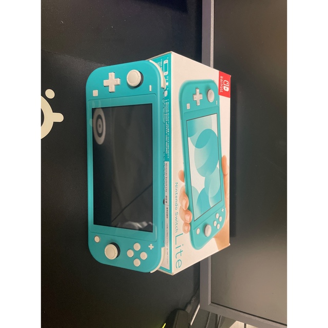 任天堂(ニンテンドウ)のNintendo Switch Lite  エンタメ/ホビーのゲームソフト/ゲーム機本体(家庭用ゲーム機本体)の商品写真