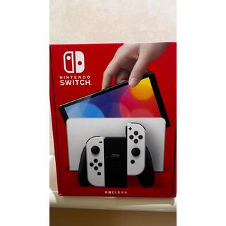 ニンテンドースイッチ(Nintendo Switch)のNintendo Switch 任天堂 スイッチ 本体 有機ELホワイト　新品(家庭用ゲーム機本体)