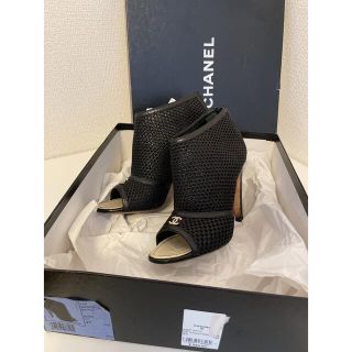 シャネル(CHANEL)のCHANEL ブーティ　メッシュ　37 シャネル　ブラック　ショートブーツ(ブーツ)