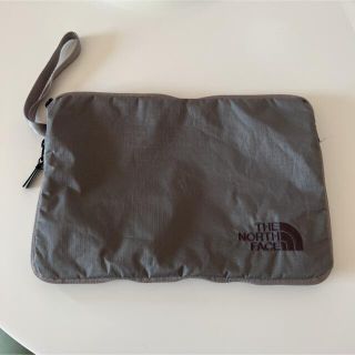 ザノースフェイス(THE NORTH FACE)のTHE NORTH FACE ポーチ　美品(ポーチ)