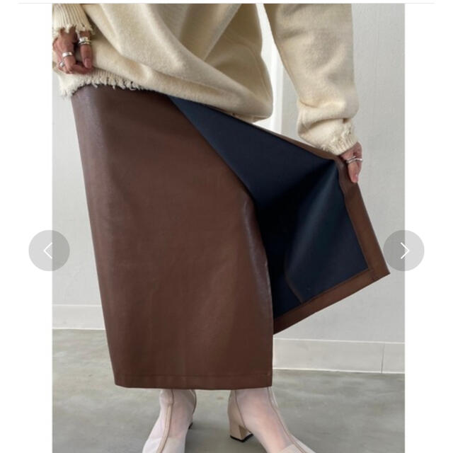 nuna(ヌナ)のセミタイトラップレザーロングスカート レディースのスカート(ロングスカート)の商品写真