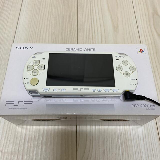 PlayStation Portable(プレイステーションポータブル)のSONY PlayStationPortable PSP-2000 cw エンタメ/ホビーのゲームソフト/ゲーム機本体(携帯用ゲーム機本体)の商品写真