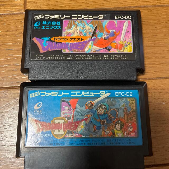 ファミコンのソフト2本です。-