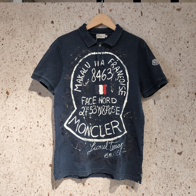 MONCLER(モンクレール)の夏物セール20%OFF モンクレール　プリントポロシャツ メンズのトップス(ポロシャツ)の商品写真