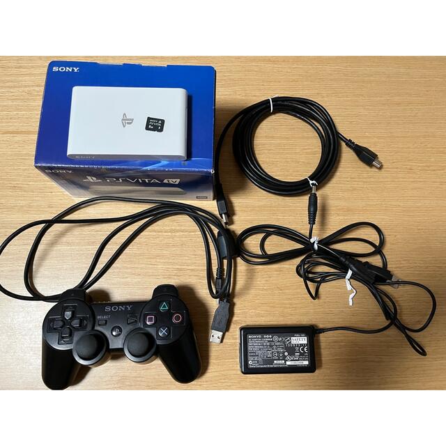 PlayStation Vita(プレイステーションヴィータ)のSONY PlayStationVITA 本体  VTE-1000 AB01 エンタメ/ホビーのゲームソフト/ゲーム機本体(携帯用ゲーム機本体)の商品写真