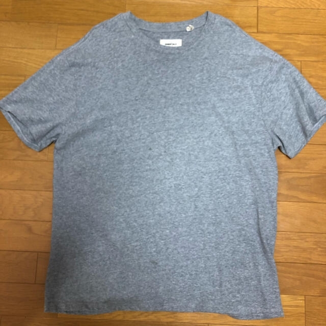 FEAR OF GOD(フィアオブゴッド)のFOG Essentials エッセンシャルズ ロゴ Tシャツ メンズのトップス(Tシャツ/カットソー(半袖/袖なし))の商品写真