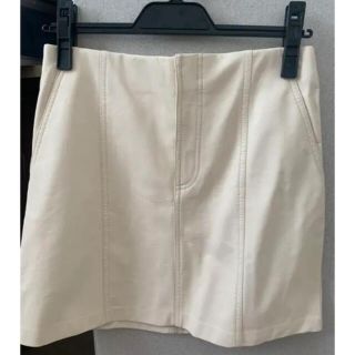 ザラ(ZARA)のZARA フェイクレザースカート(ミニスカート)