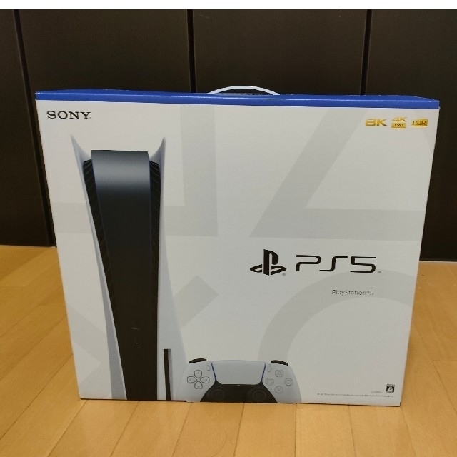 SONY(ソニー)の★新品・未開封★PlayStation 5 PS5 CFI-1100A01 エンタメ/ホビーのゲームソフト/ゲーム機本体(家庭用ゲーム機本体)の商品写真