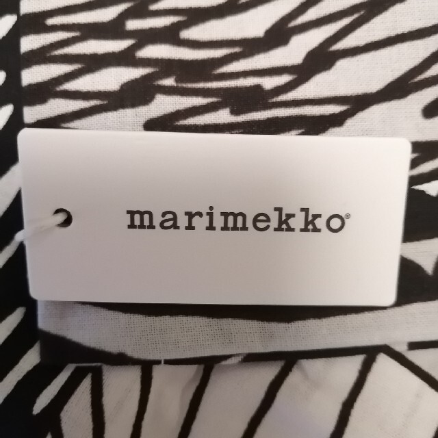 marimekko(マリメッコ)のMarimekko　マリメッコ　クッションカバー インテリア/住まい/日用品のインテリア小物(クッションカバー)の商品写真